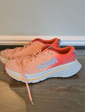 Hoka Women's Bondi X Camellia Peach Parfait Running Shoe Sneaker Size 10.5
